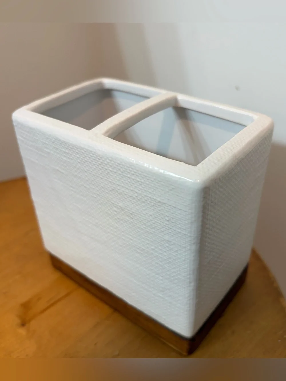 Toothbrush Holder